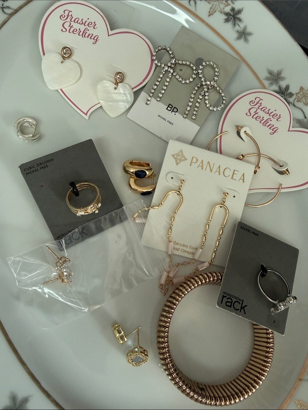 Nordstrom Mixed Gold-Tone and Pearl Accent Jewelry Set